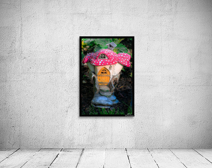 GARDEN HOUSE Wall Preview